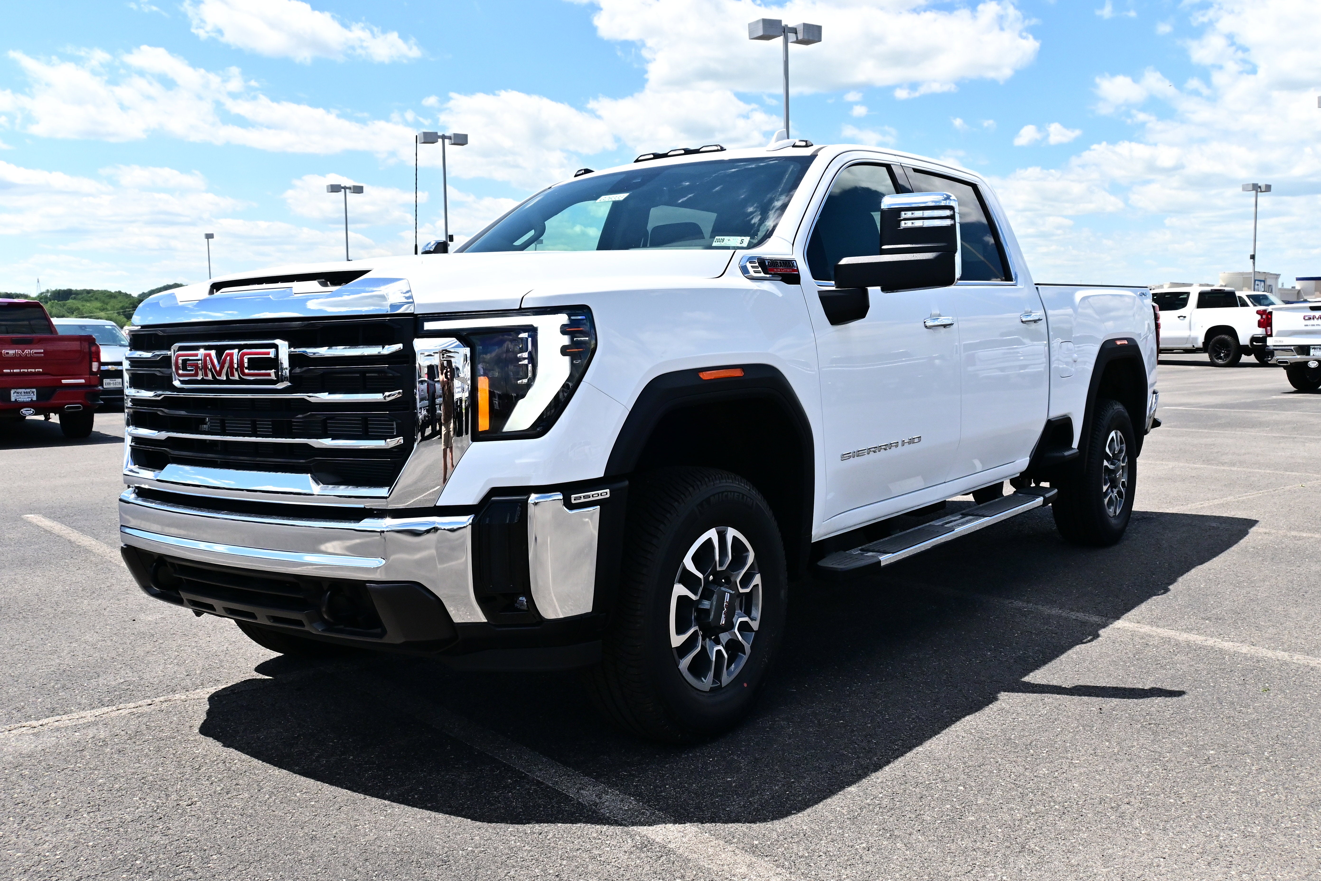2026 GMC Sierra 2500 HD SLT