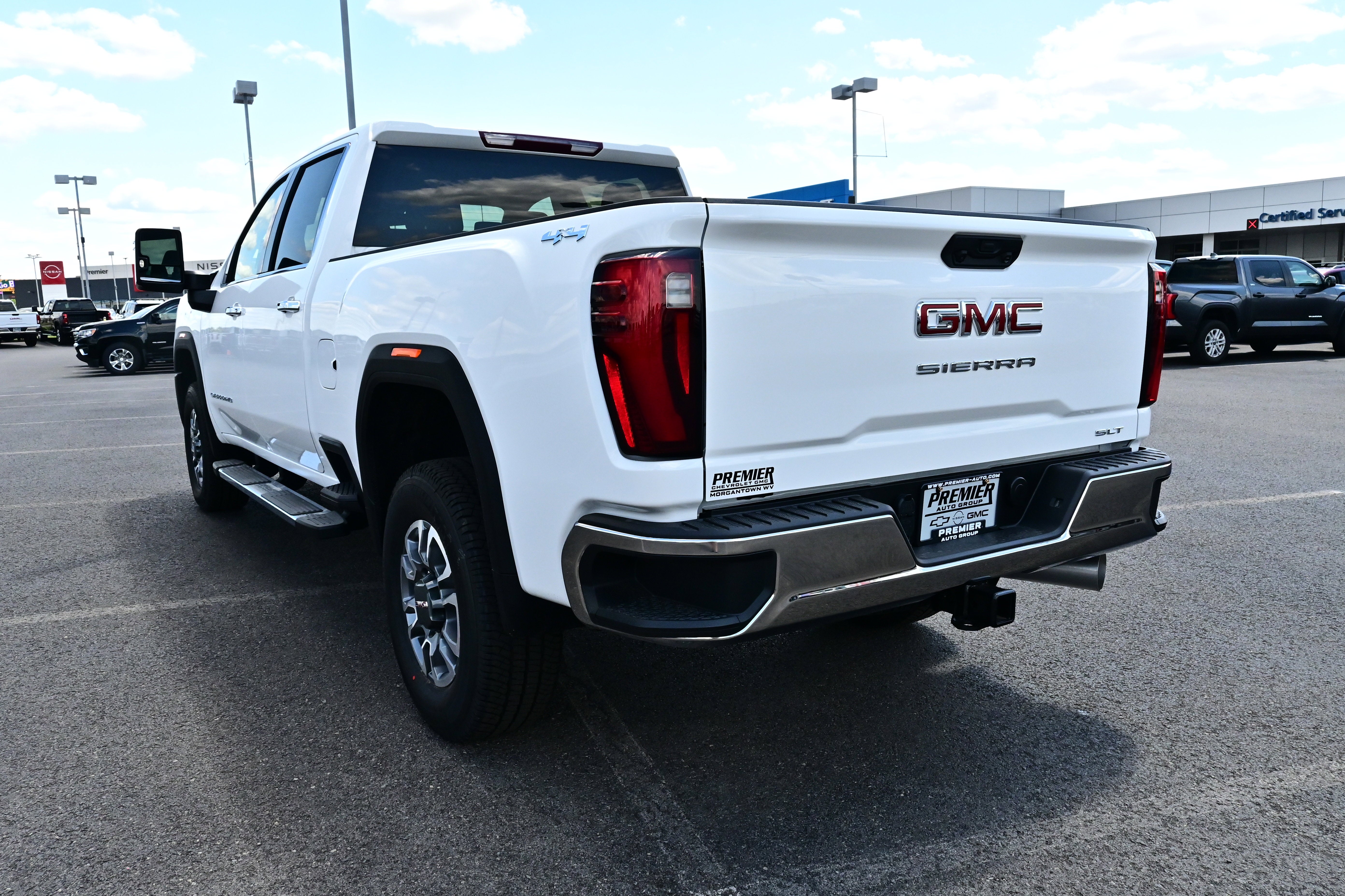 2026 GMC Sierra 2500 HD SLT