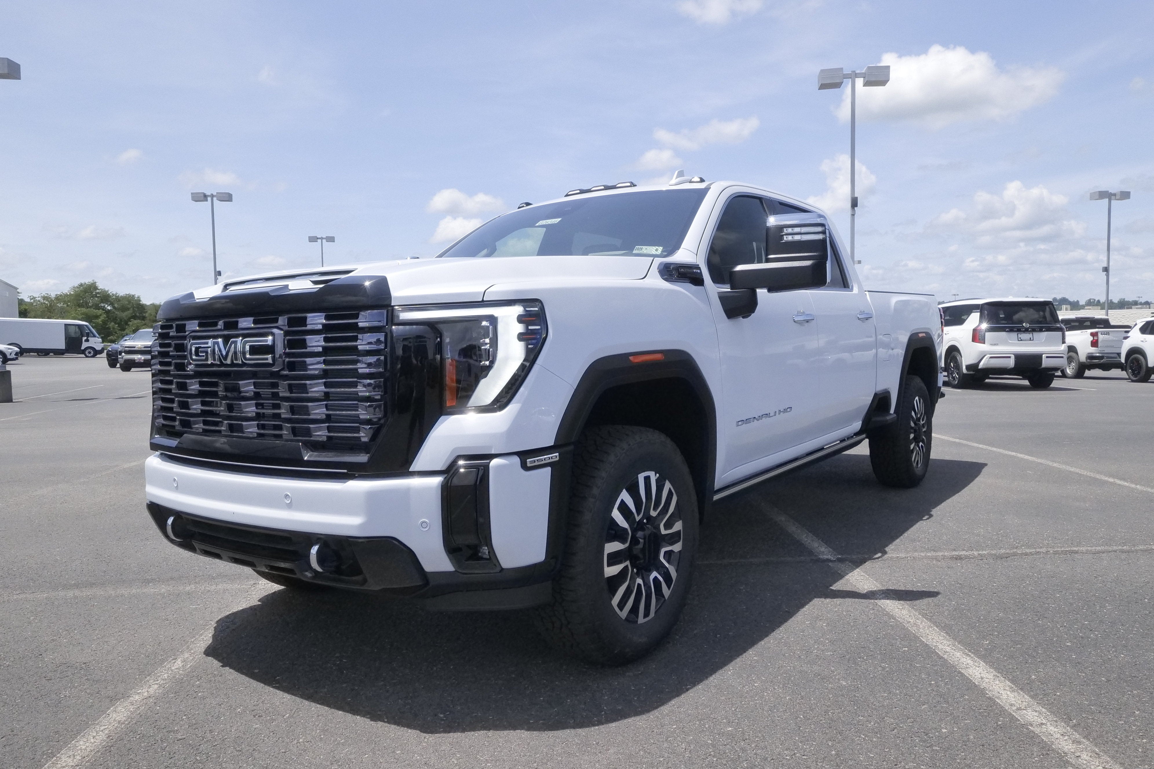 2026 GMC Sierra 3500 HD Denali Ultimate