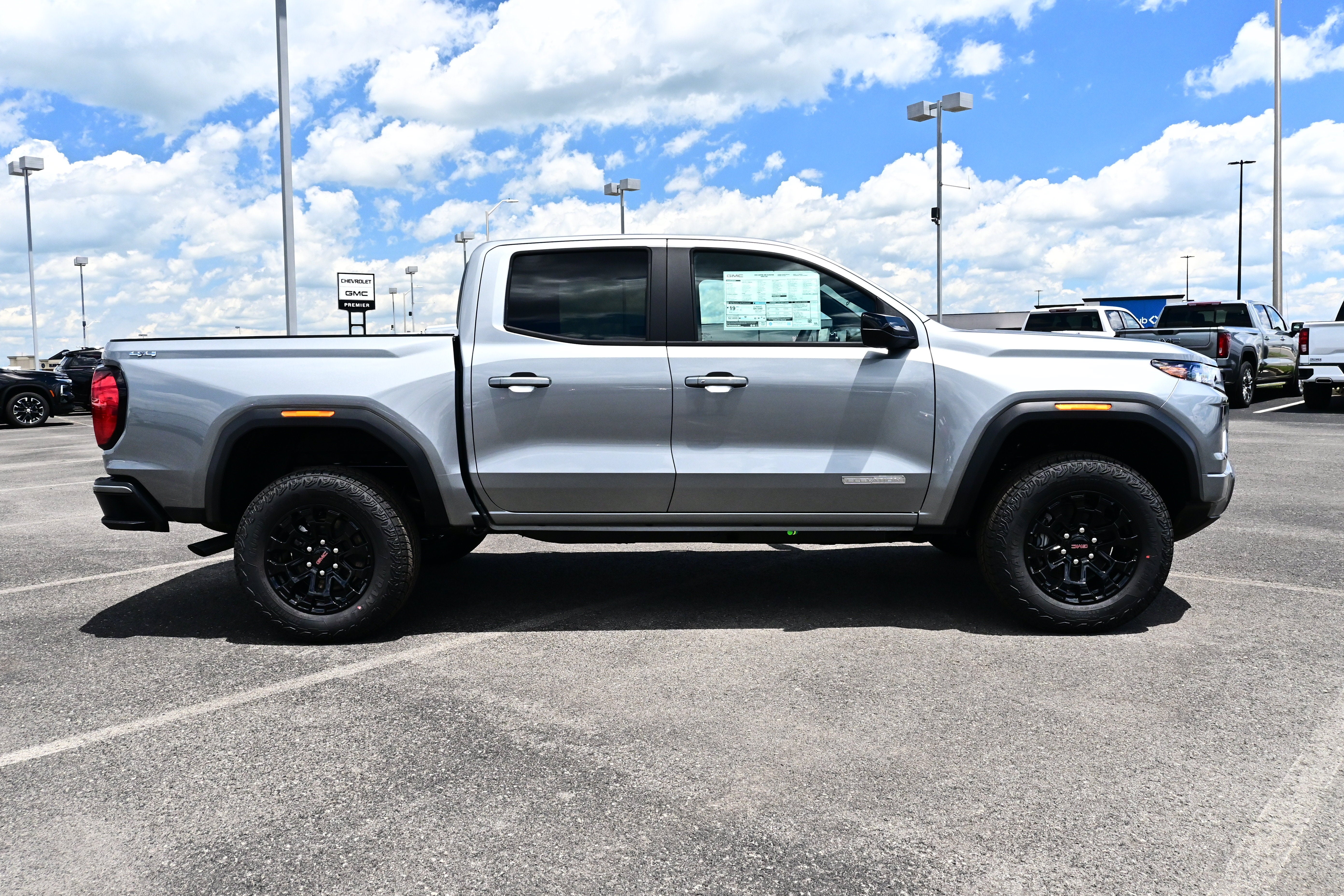2026 GMC Canyon Elevation