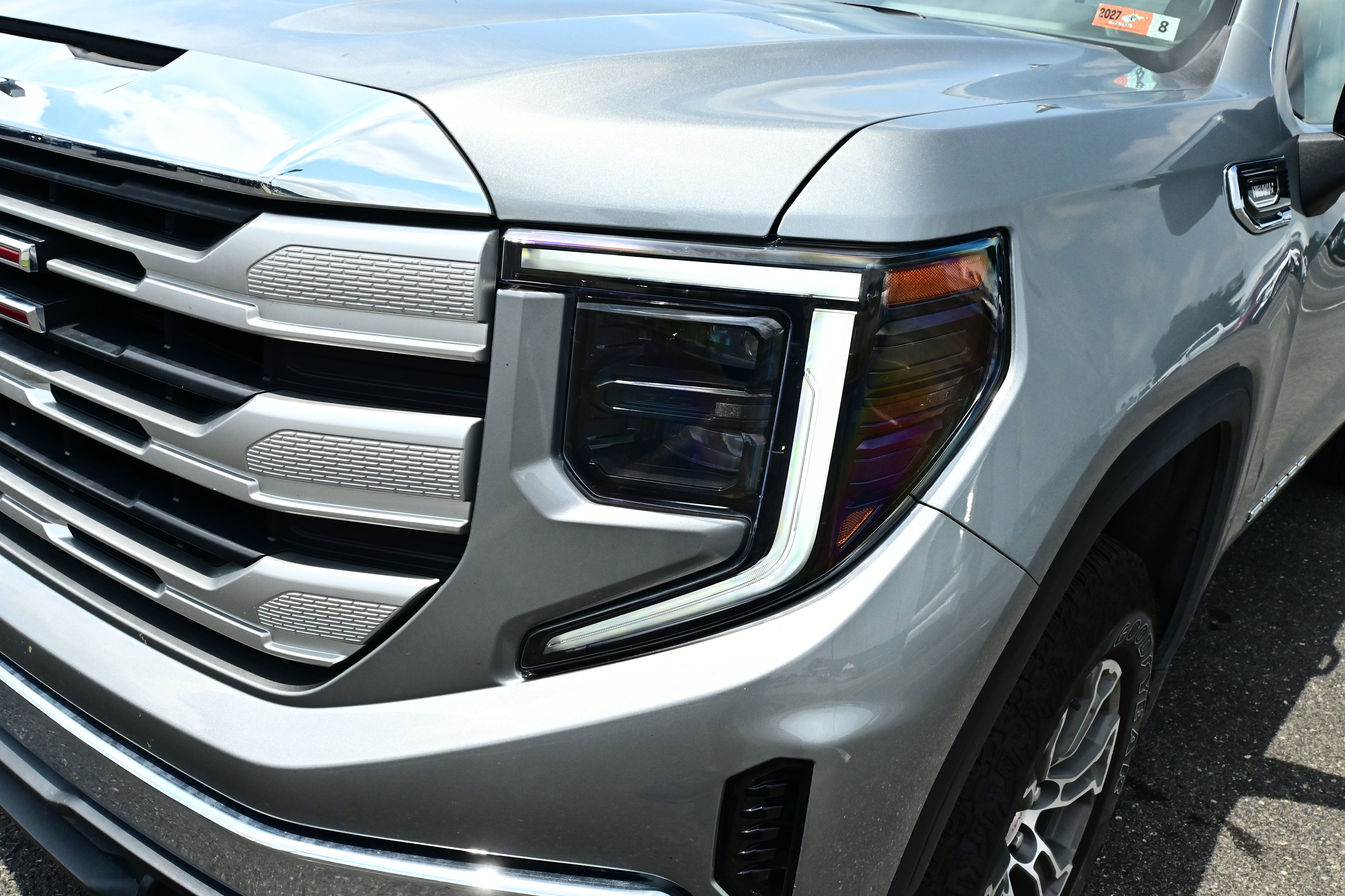 2026 GMC Sierra 1500 SLE