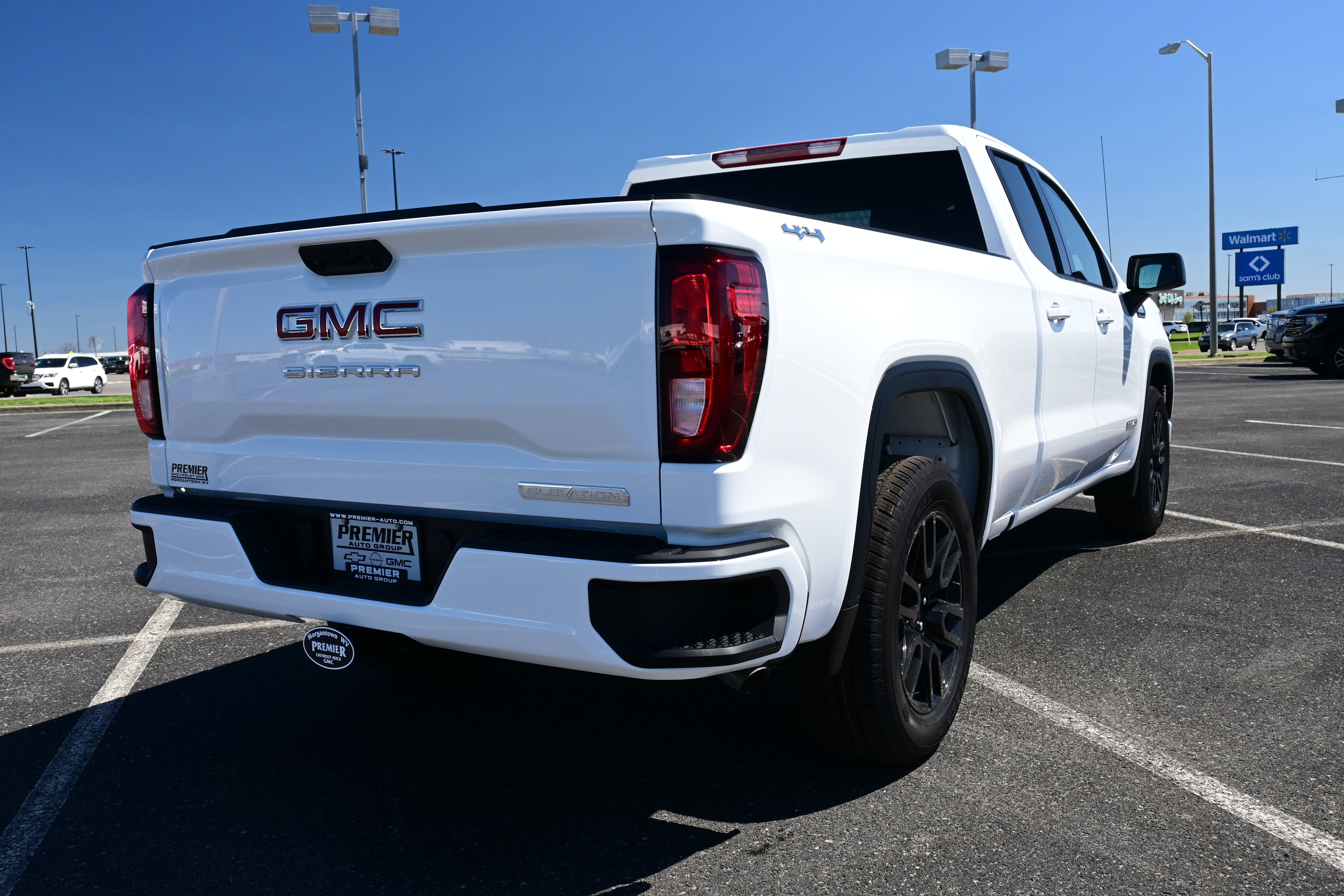 2026 GMC Sierra 1500 Elevation