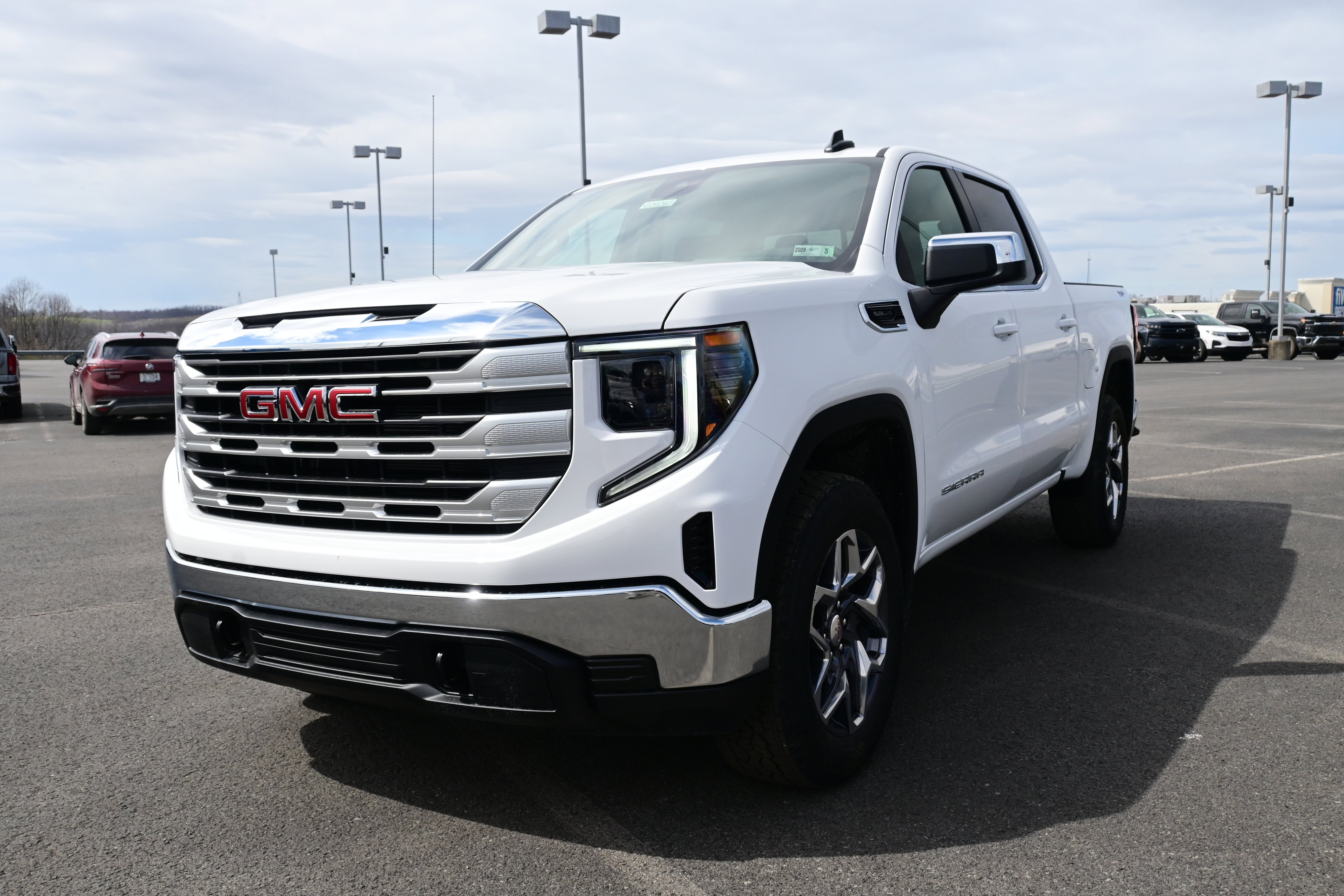 2026 GMC Sierra 1500 SLE