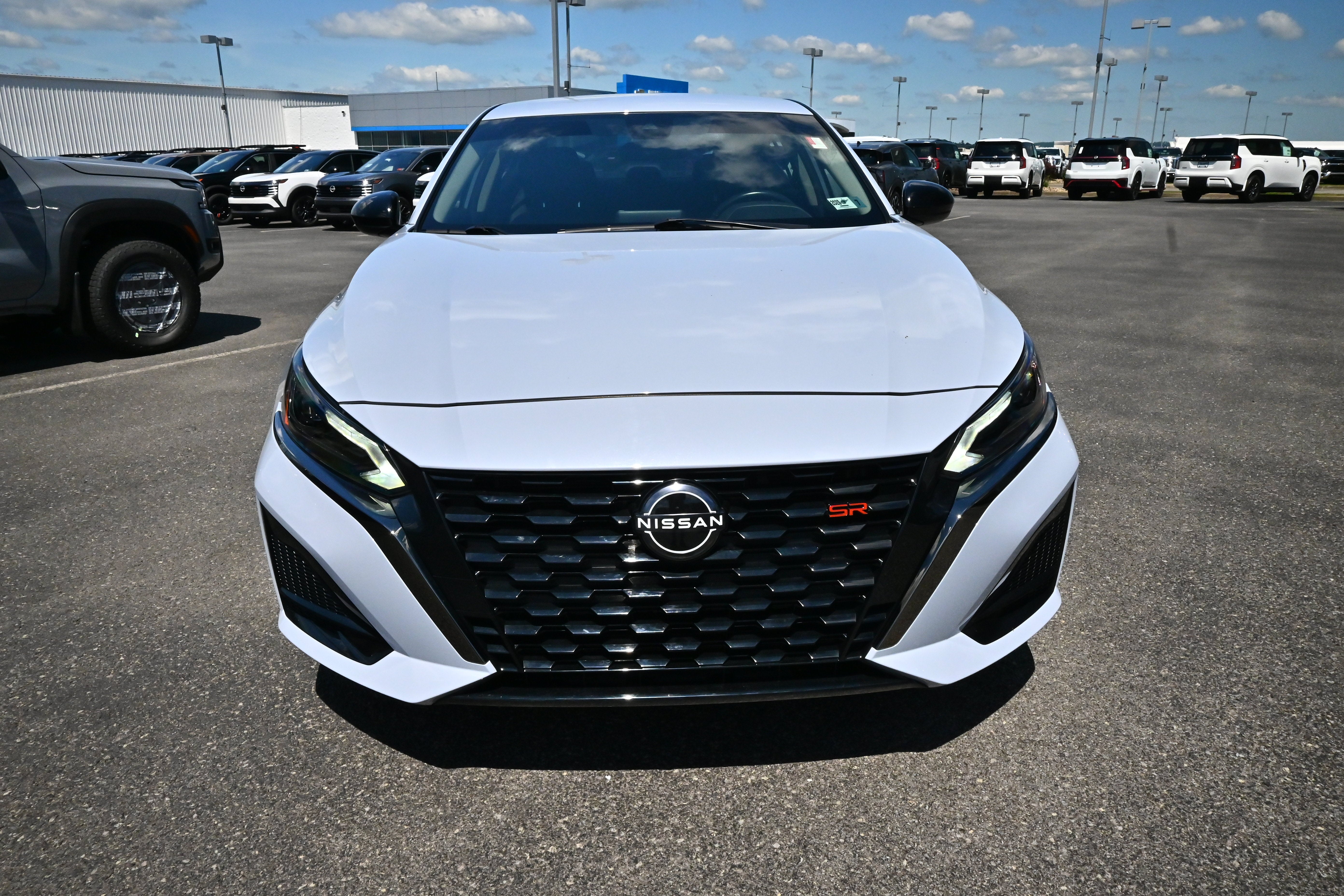2023 Nissan Altima 2.5 SR