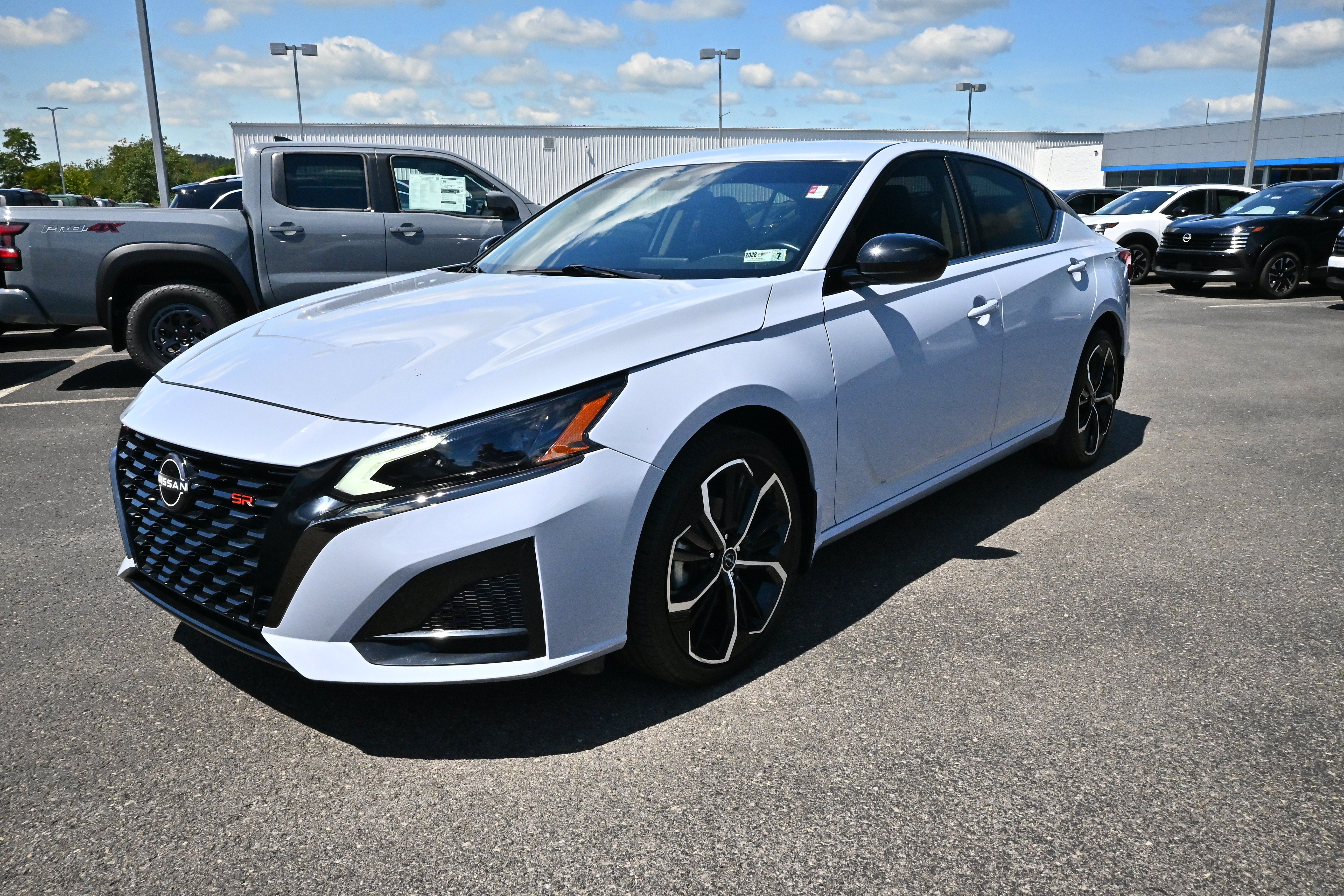 2023 Nissan Altima 2.5 SR