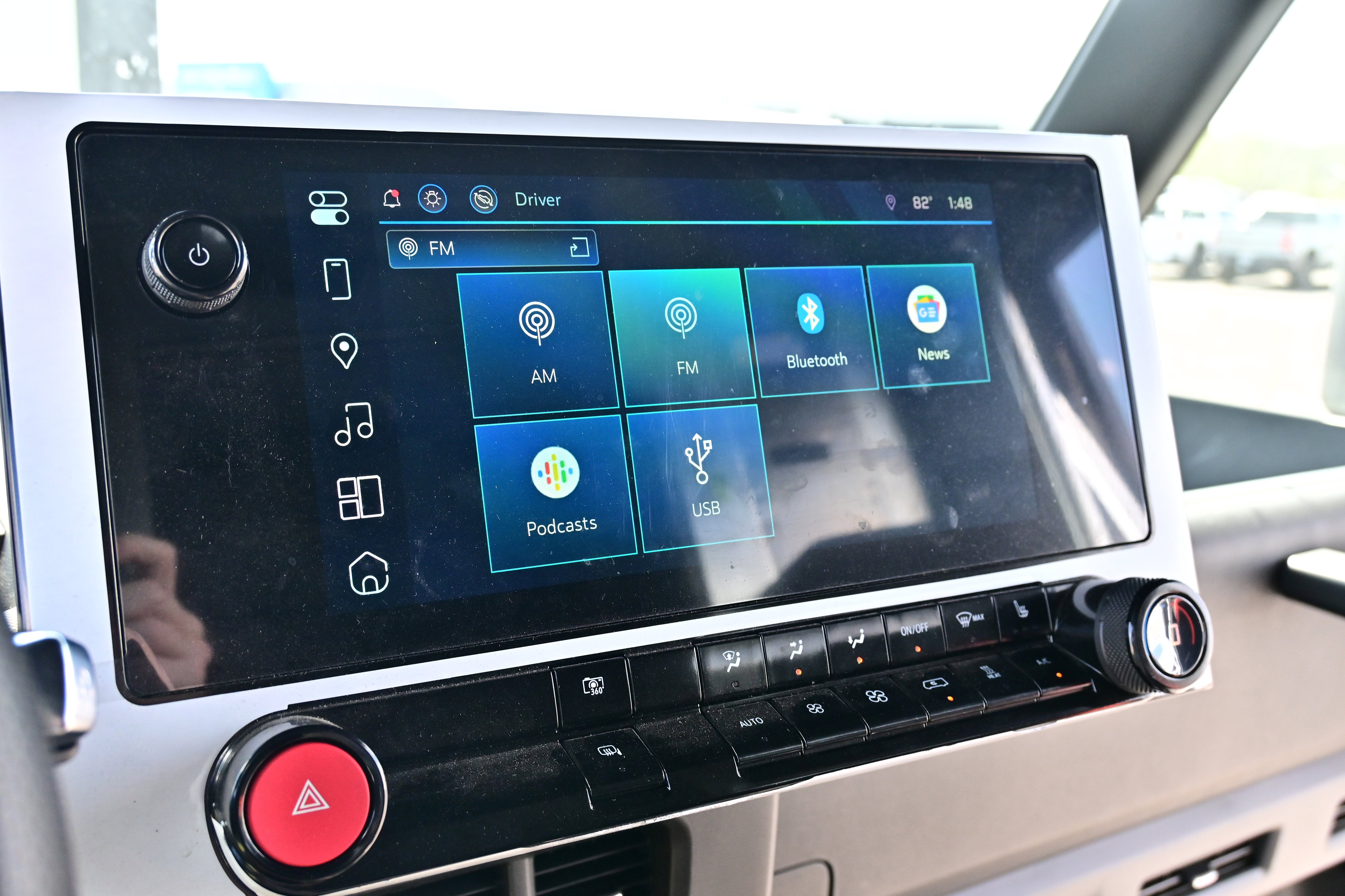 2024 BrightDrop Zevo 400 EJY