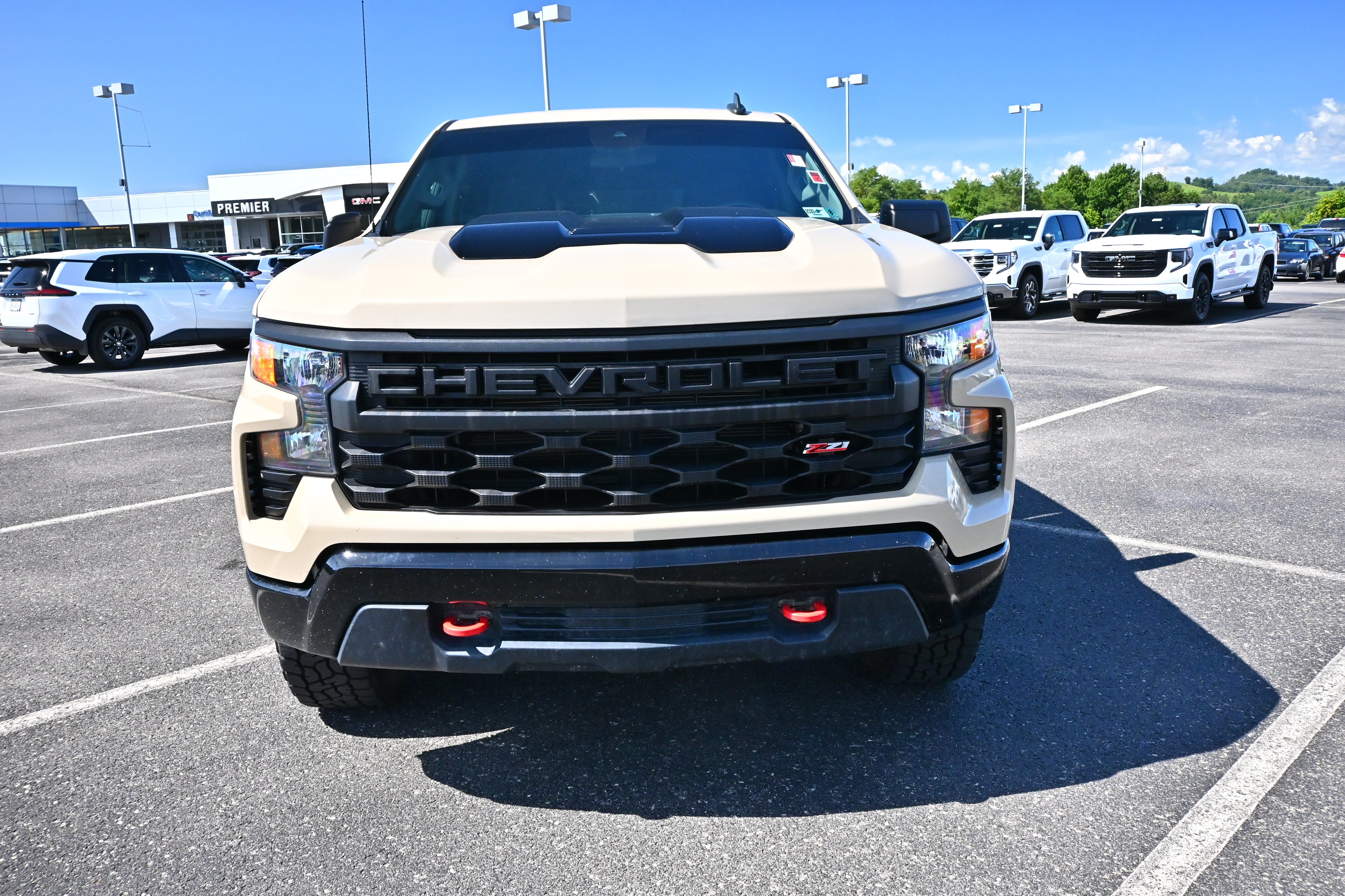 2022 Chevrolet Silverado 1500 Custom Trail Boss