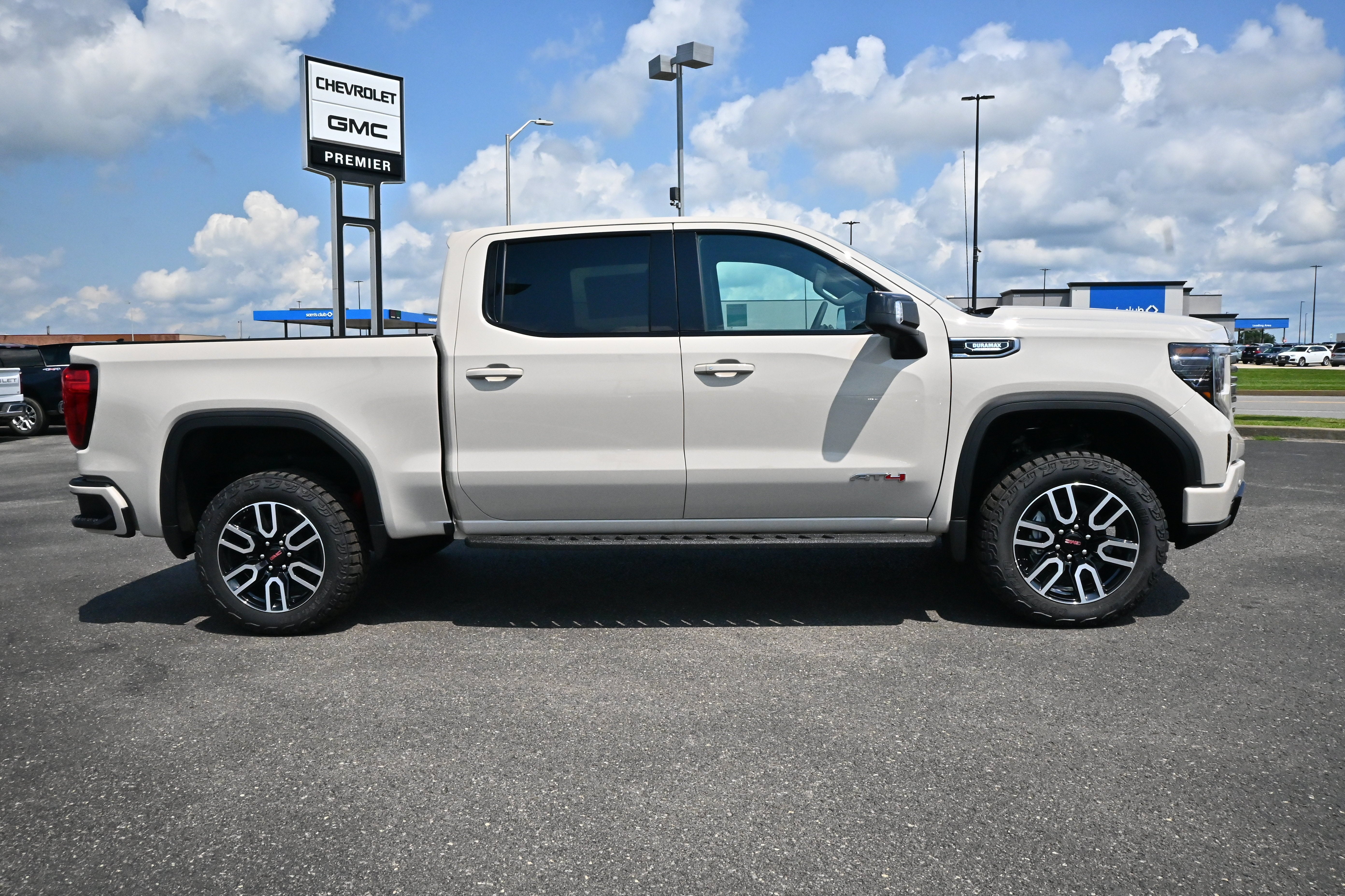 2026 GMC Sierra 1500 AT4