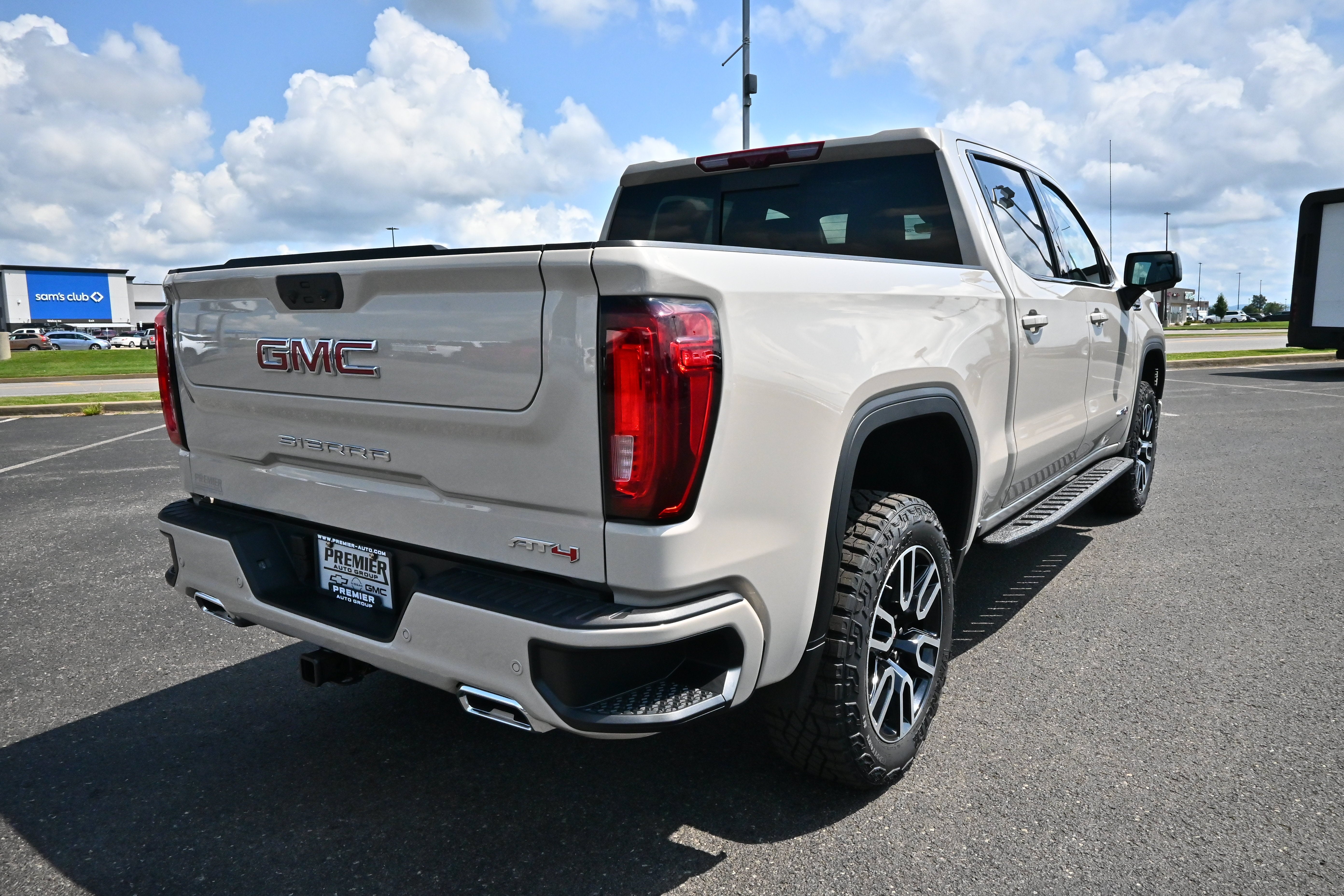 2026 GMC Sierra 1500 AT4