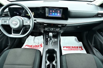 2025 Nissan Kicks S