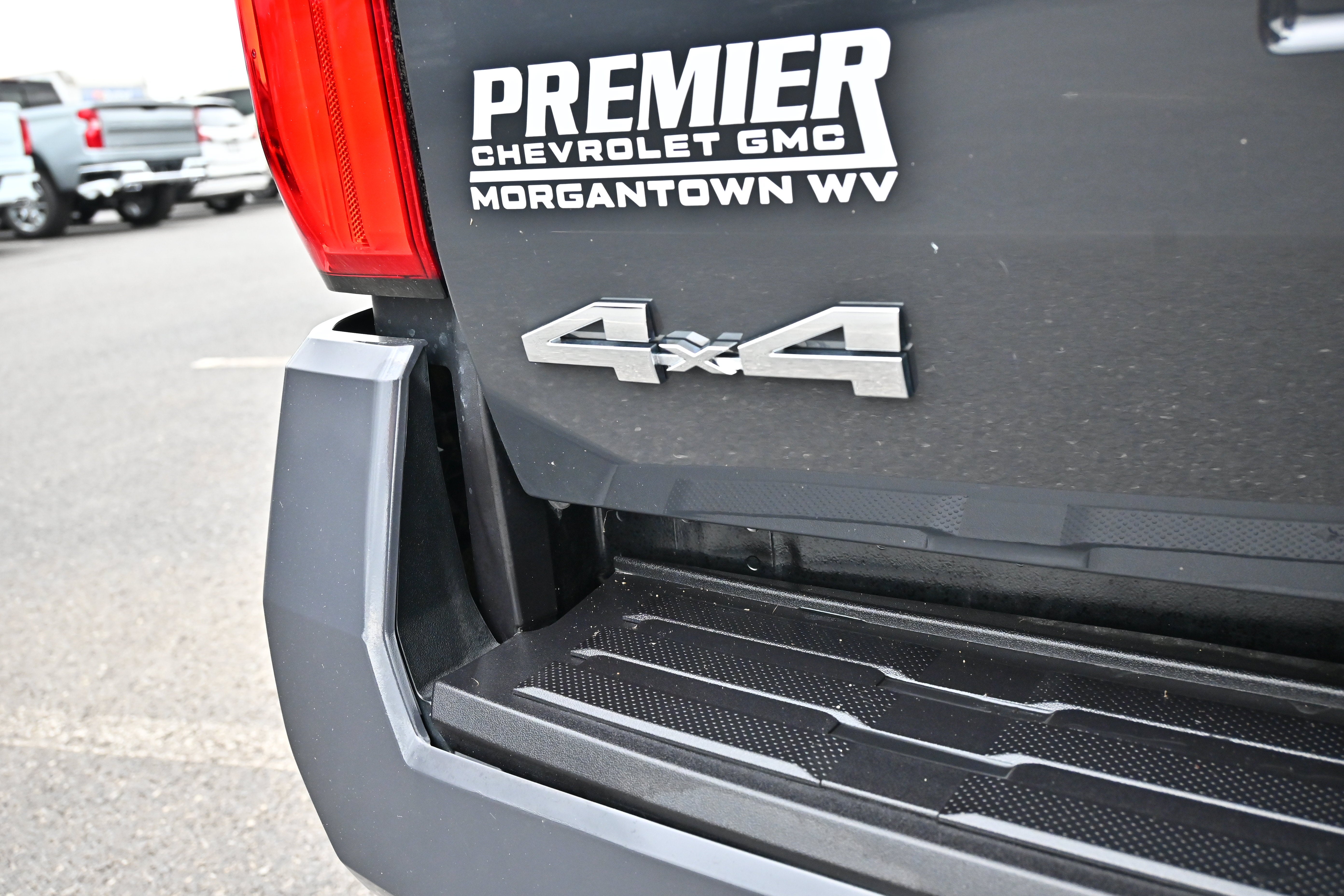 2025 Toyota Tacoma 4WD SR