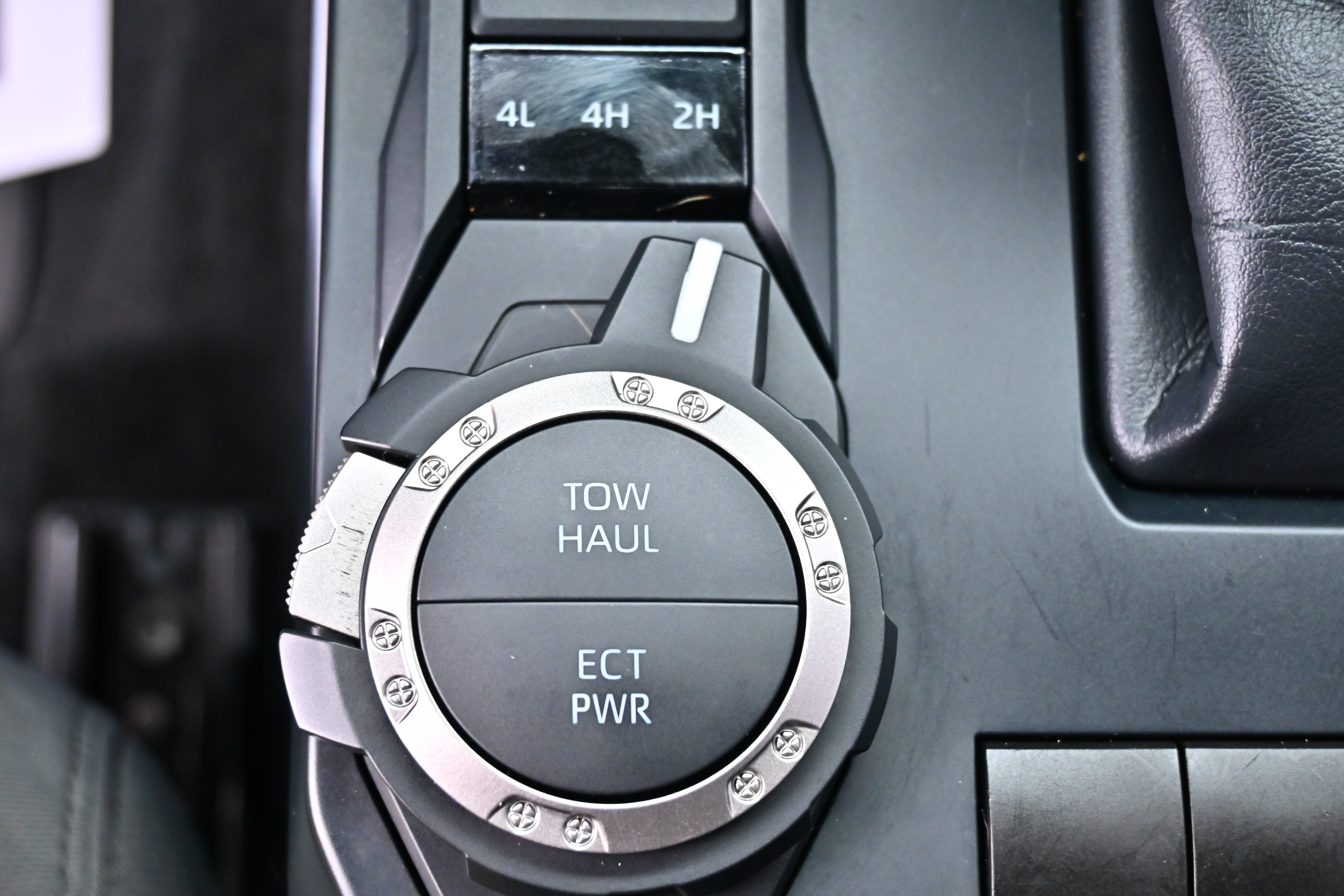 2025 Toyota Tacoma 4WD SR