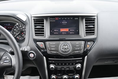 2020 Nissan Pathfinder S