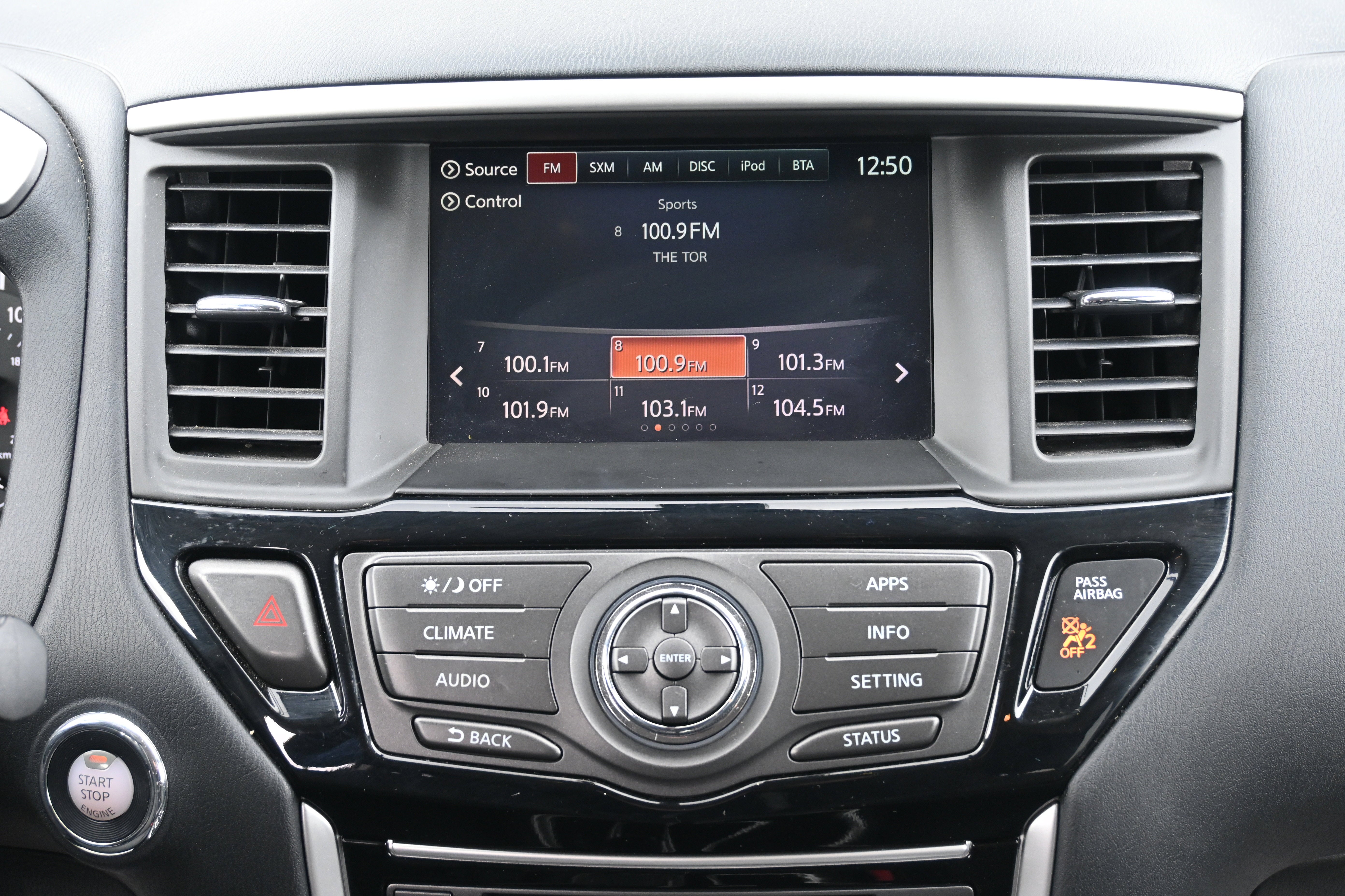 2020 Nissan Pathfinder S