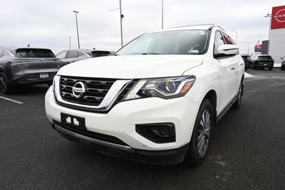 2020 Nissan Pathfinder S