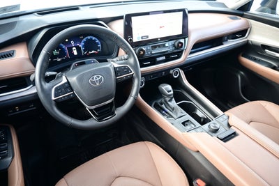 2025 Toyota Grand Highlander XLE