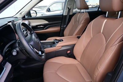 2025 Toyota Grand Highlander XLE